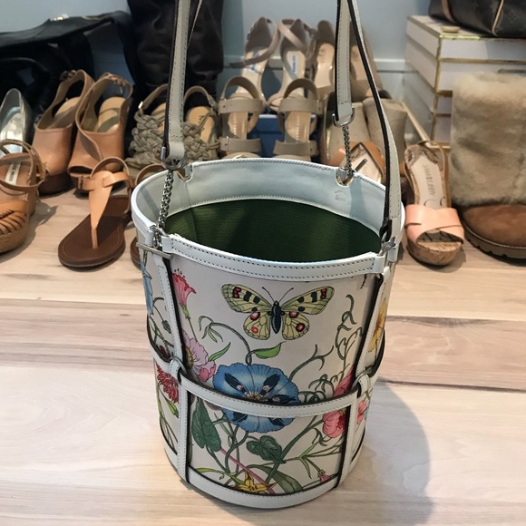 GUCCI | VINTAGE FLORA BUCKET PICNIC BAG - Picture 2 of 8